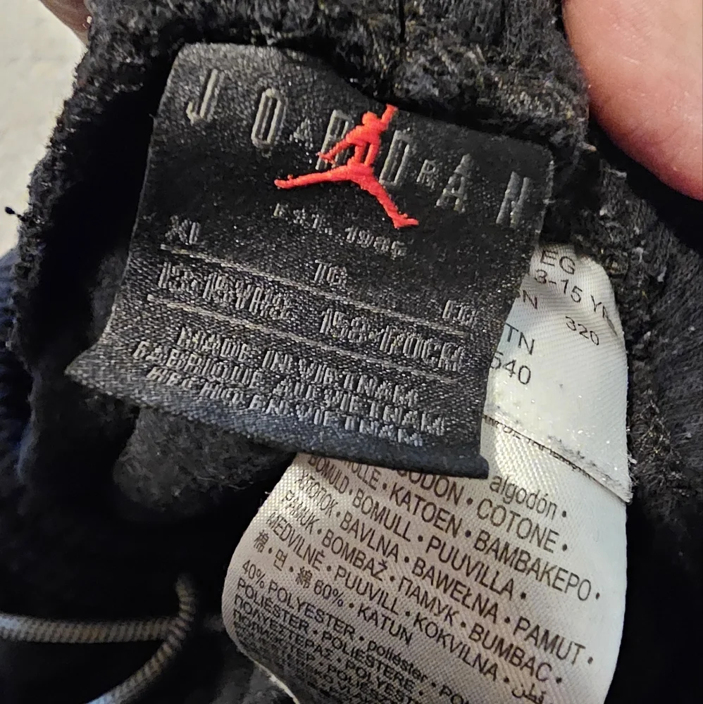 Jordan Bundle - Picture 3 of 6